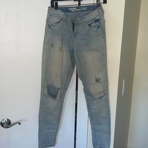 Light wash skinny jeans